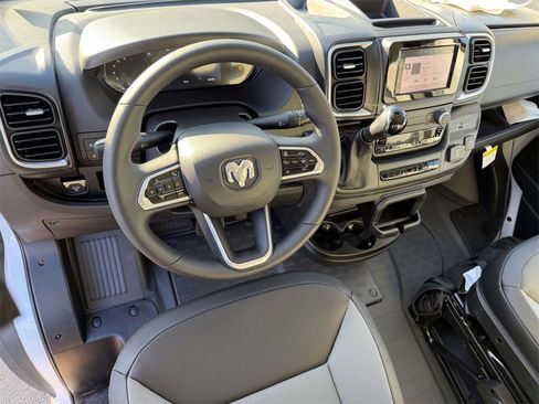 New 2026 RAM ProMaster 2500 w/ Quick Order Package 22G SLT image 15