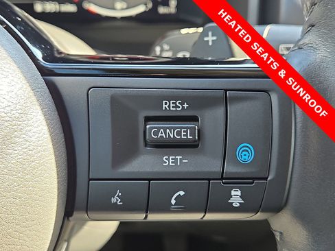 Used 2024 Nissan Rogue SL w/ SL Premium Package image 22