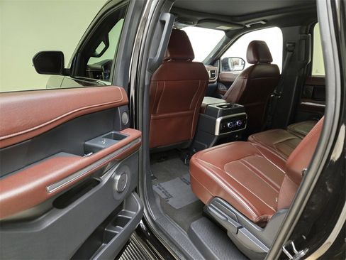 Used 2024 Ford Expedition Max Limited image 20