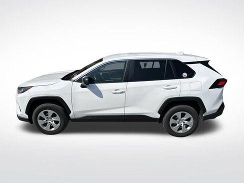 Used 2022 Toyota RAV4 LE AWD/4WD image 9