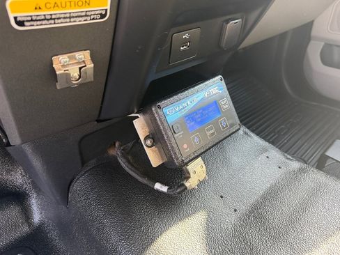 Used 2019 Ford F550 XLT image 24