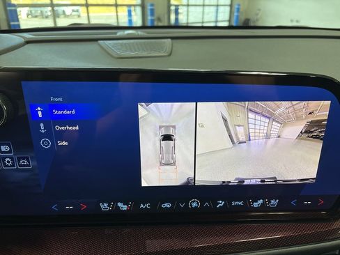 Used 2024 Chevrolet Traverse RS w/ LPO, Floor Liner Package image 18