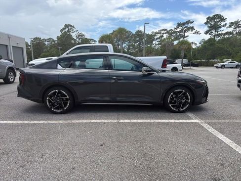 Used 2025 Kia K4 GT-Line w/ GT-Line Premium Package FWD image 2