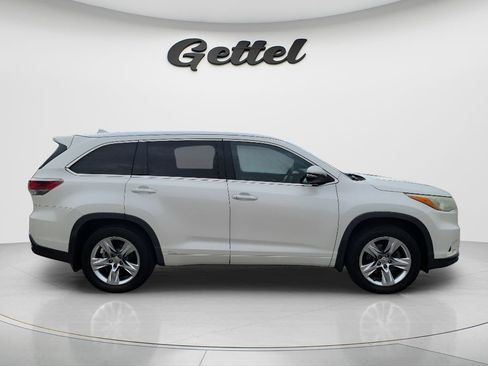 Used 2015 Toyota Highlander Limited Platinum AWD/4WD image 4