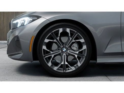 New 2026 BMW 330i xDrive Sedan w/ Convenience Package AWD/4WD image 7