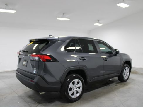 Used 2025 Toyota RAV4 LE AWD/4WD image 9