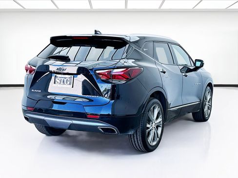 Used 2020 Chevrolet Blazer Premier w/ LPO, Black Grille Bar Package image 4