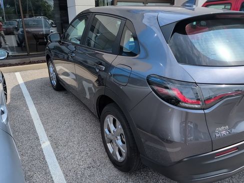Used 2024 Honda HR-V LX image 5