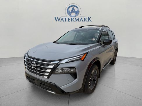 New 2026 Nissan Rogue Platinum w/ Platinum Premium Package AWD/4WD image 1
