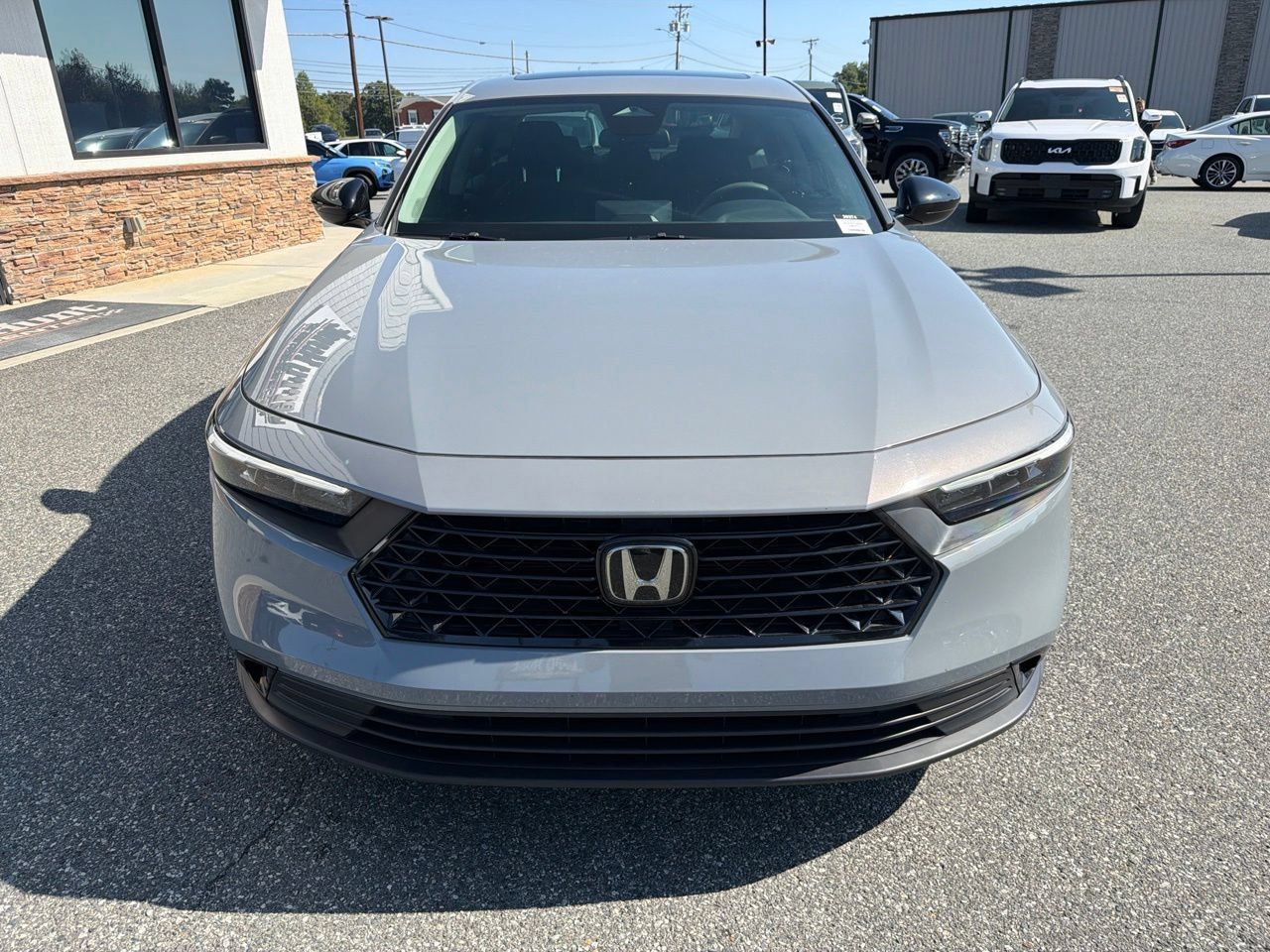 Used 2025 Honda Accord SE image 11