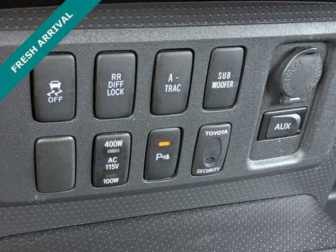 Used 2010 Toyota FJ Cruiser 4WD image 26