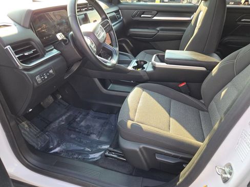 Used 2025 GMC Terrain Elevation AWD/4WD image 7