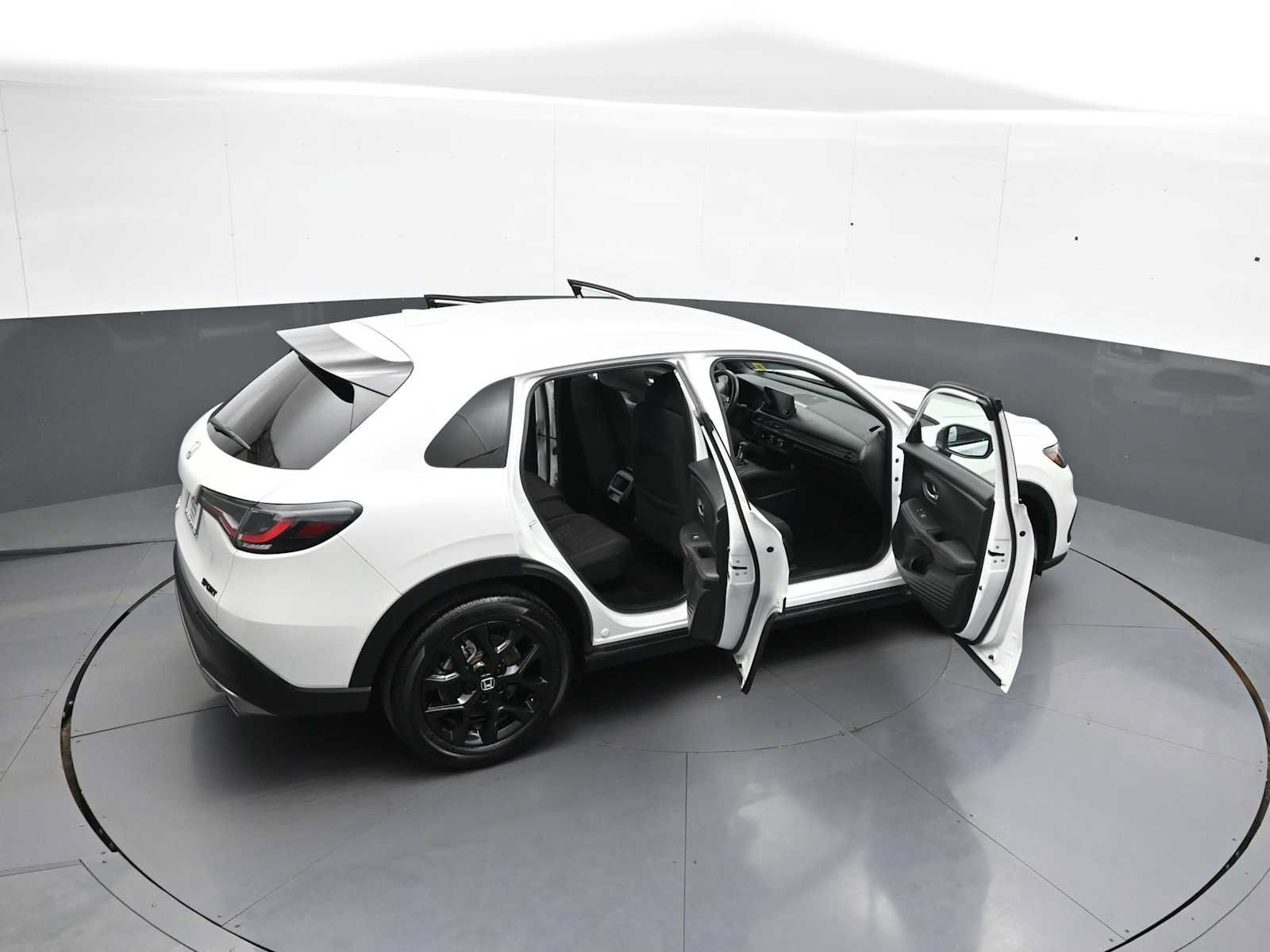 Certified 2025 Honda HR-V Sport image 43