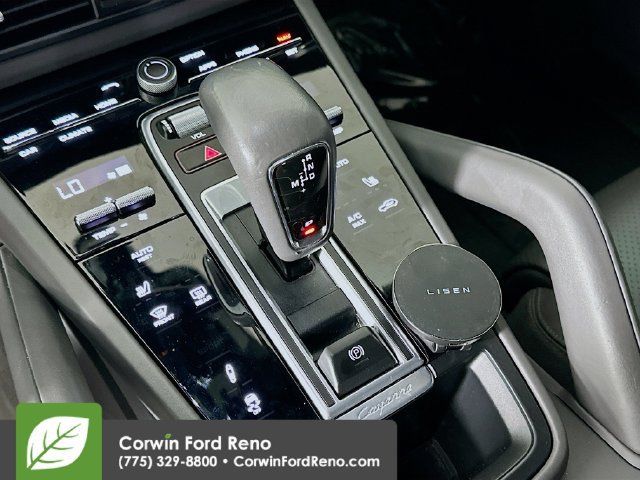 Used 2021 Porsche Cayenne GTS AWD/4WD image 19
