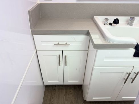 Used 2013 Mercedes-Benz Sprinter 2500 image 26