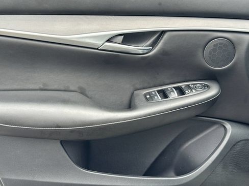 Used 2022 INFINITI QX50 Luxe w/ Appearance Package FWD image 12