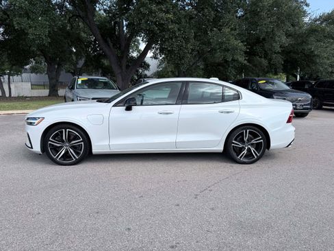 Used 2021 Volvo S60 T8 R-Design Expression w/ Premium Package AWD/4WD image 3