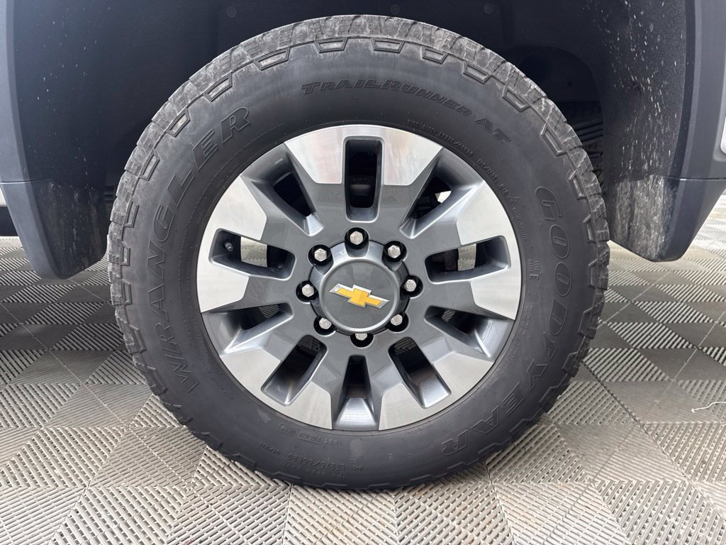 Used 2024 Chevrolet Silverado 2500 LT w/ All Star Edition AWD/4WD image 33