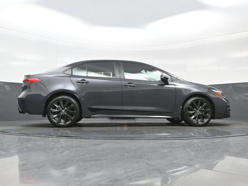 Used 2024 Toyota Corolla SE FWD image 32