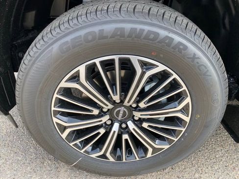 New 2026 Nissan Armada Platinum image 27