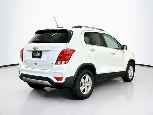 Used 2017 Chevrolet Trax LT w/ LT Convenience Package FWD image 9