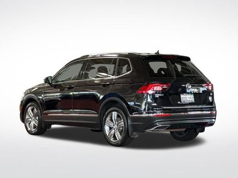 Used 2018 Volkswagen Tiguan SEL Premium FWD image 7
