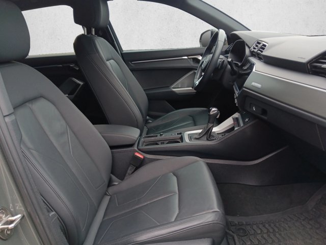 Used 2024 Audi Q3 2.0T Premium Plus w/ Premium Plus Package AWD/4WD image 20