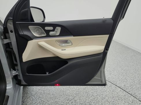 Certified 2024 Mercedes-Benz GLS 450 4MATIC image 20
