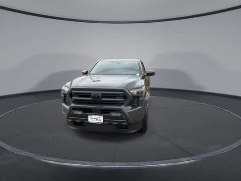 Certified 2025 Toyota Tacoma SR5 image 3