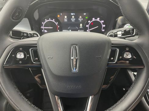 Used 2022 Lincoln Corsair AWD w/ Equipment Group 101A image 21
