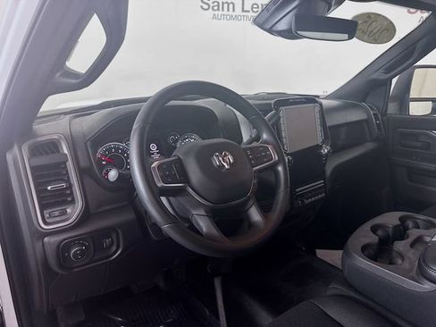 Used 2025 RAM 3500 Tradesman image 9