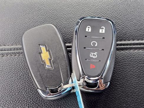 Used 2024 Chevrolet Malibu LT FWD image 33