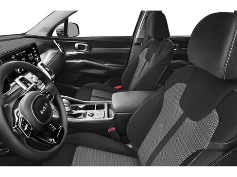 Used 2023 Kia Sorento LX AWD/4WD image 6