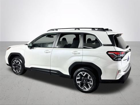 Certified 2026 Subaru Forester Premium AWD/4WD image 9