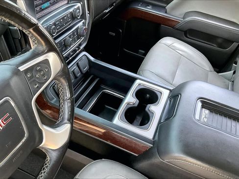 Used 2018 GMC Sierra 1500 SLT w/ SLT Premium Package AWD/4WD image 16