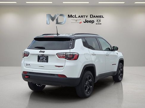 Used 2024 Jeep Compass Trailhawk AWD/4WD image 5
