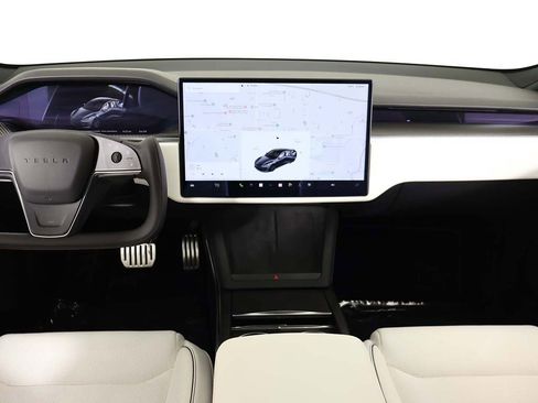 Used 2021 Tesla Model S Plaid image 37