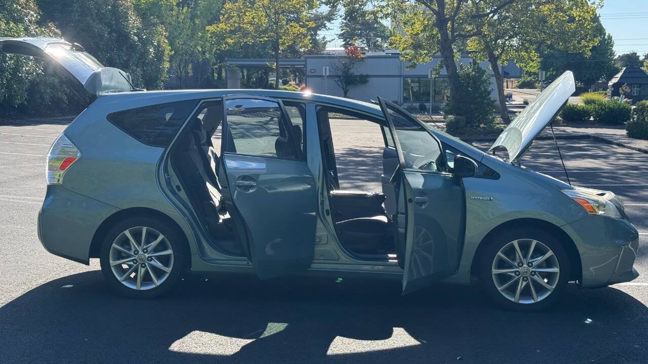 Used 2014 Toyota Prius V Three FWD image 7