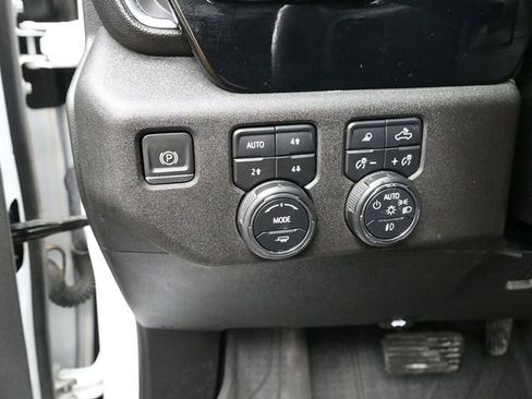 Used 2024 Chevrolet Silverado 2500 LTZ image 14