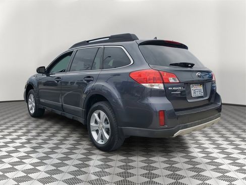Used 2013 Subaru Outback 3.6R Limited image 4