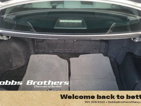 Used 2014 Toyota Camry XLE w/ Moonroof Package FWD image 14