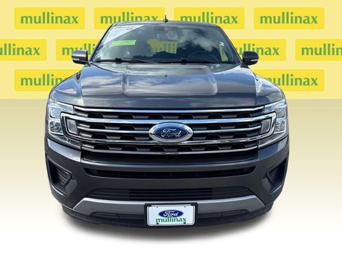 Used 2020 Ford Expedition XLT w/ Equipment Group 202A RWD image 11