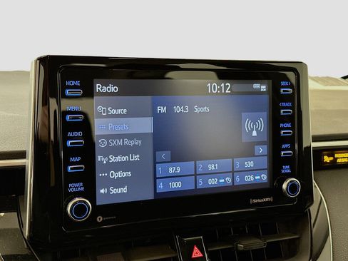 Used 2021 Toyota Corolla LE image 21