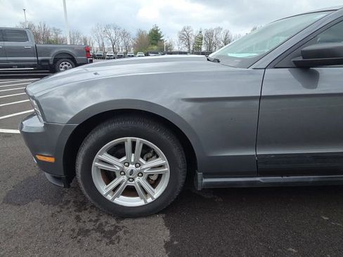 Used 2010 Ford Mustang Premium image 13
