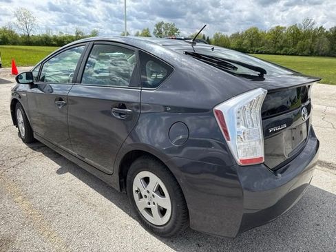 Used 2010 Toyota Prius Two FWD image 3