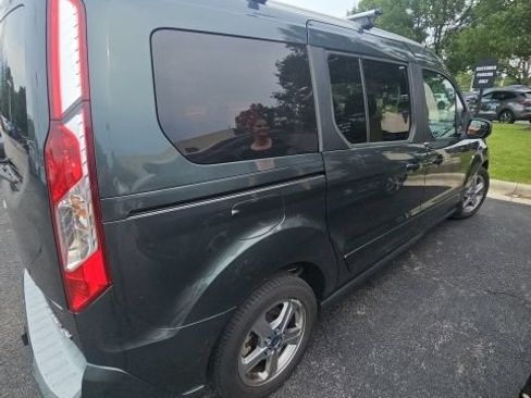 Used 2019 Ford Transit Connect Titanium w/ Trailer Tow Package FWD image 3