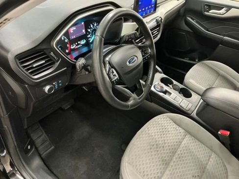 Used 2021 Ford Escape SE w/ Cold Weather Package AWD/4WD image 14