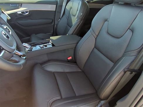 New 2026 Volvo XC90 B6 Ultra image 14