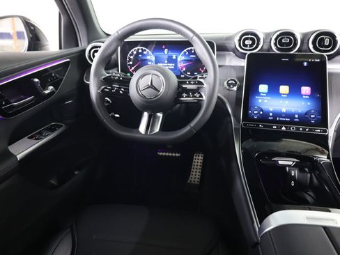 Used 2026 Mercedes-Benz GLC 300 4MATIC image 44