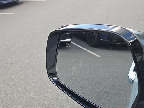 Used 2025 Kia Carnival SX Prestige FWD image 26